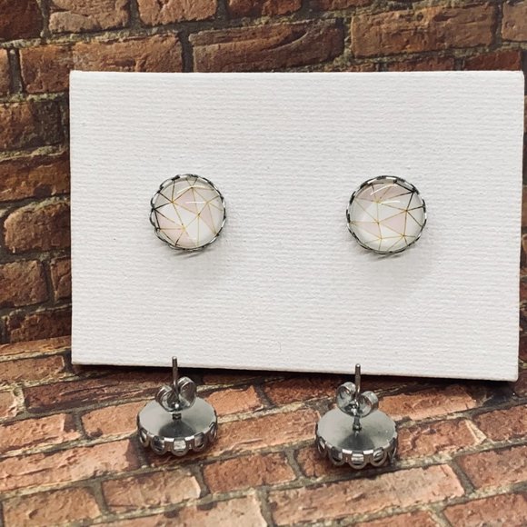 Hand Crafted 12 mm earrings- pink, gold, white - Picture 2 of 16